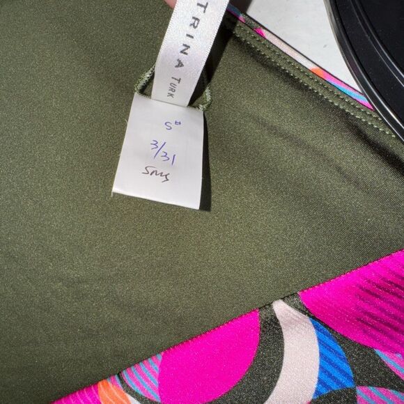 TRINA TURK SWIM  Long Sleeve Ring Front One Piece Paddle Suit Size Small - Picture 7 of 7